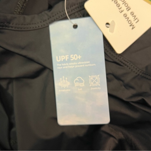 Libin Women’s Black Short Sleeve Romper UPF 50+ Size M - Picture 10 of 12